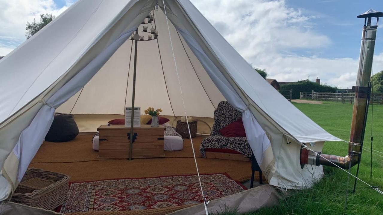 Home Farm Radnage Glamping Bell Tent 2, With Log Burner And Fire Pit Dış mekan fotoğraf